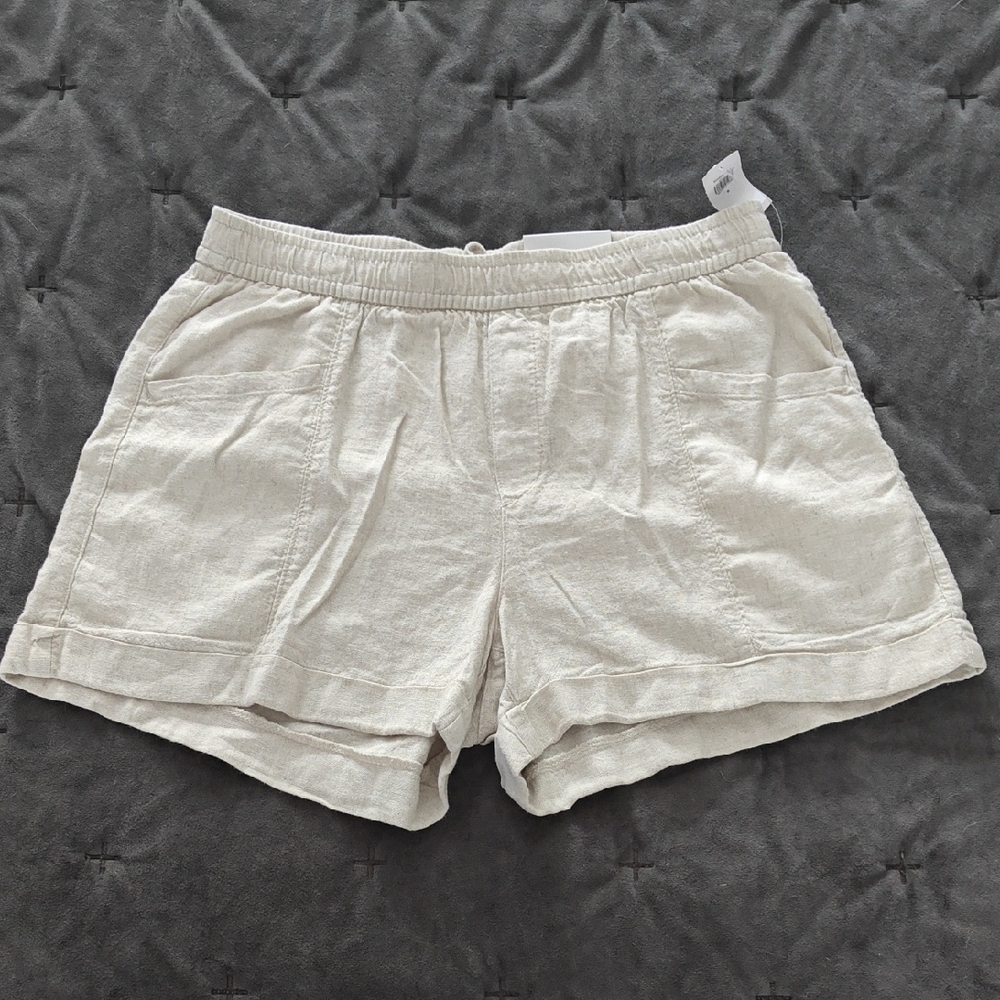 NWT Old Navy High Rise Cargo Shorts